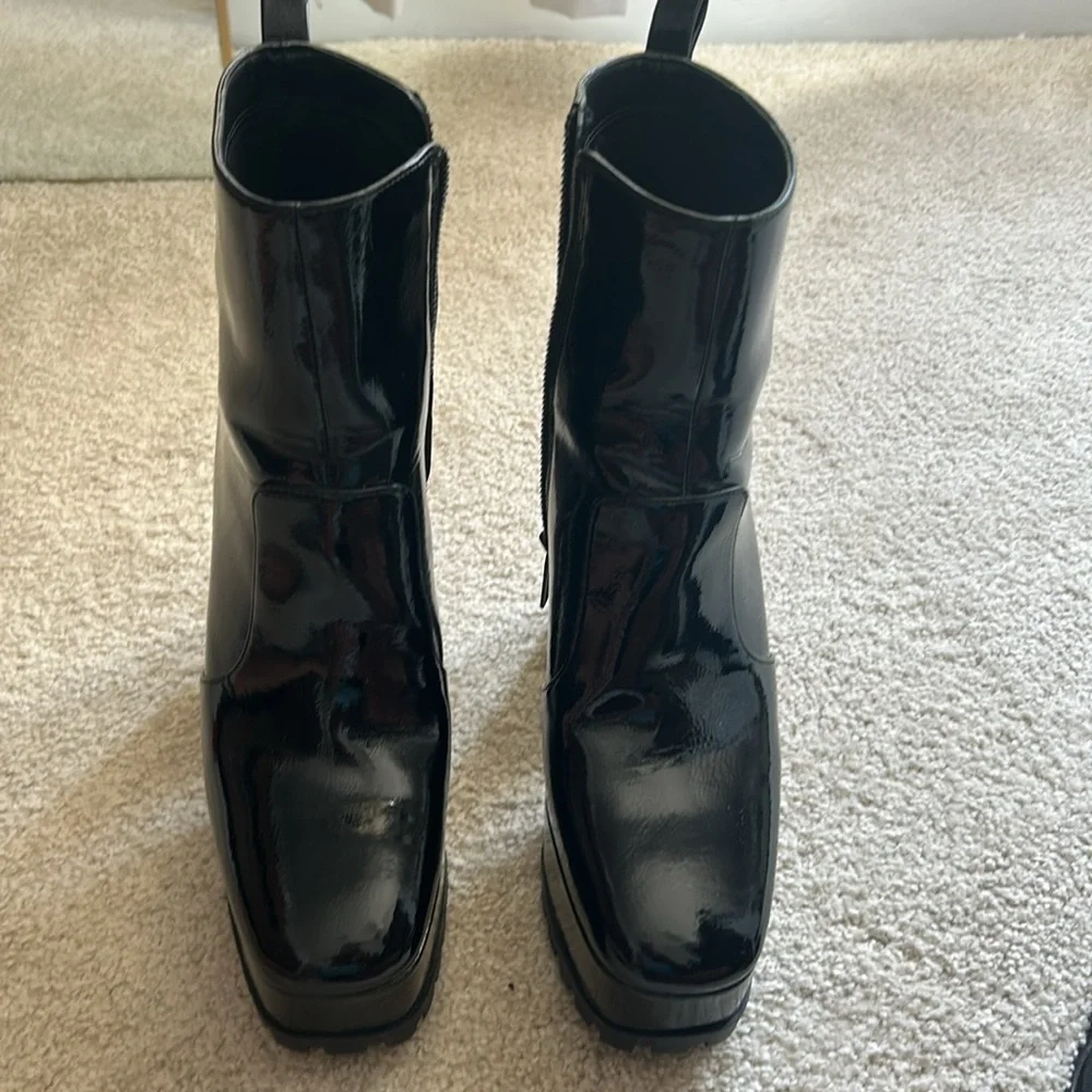 New Michael Kors Enya Platform faux patent leather boots